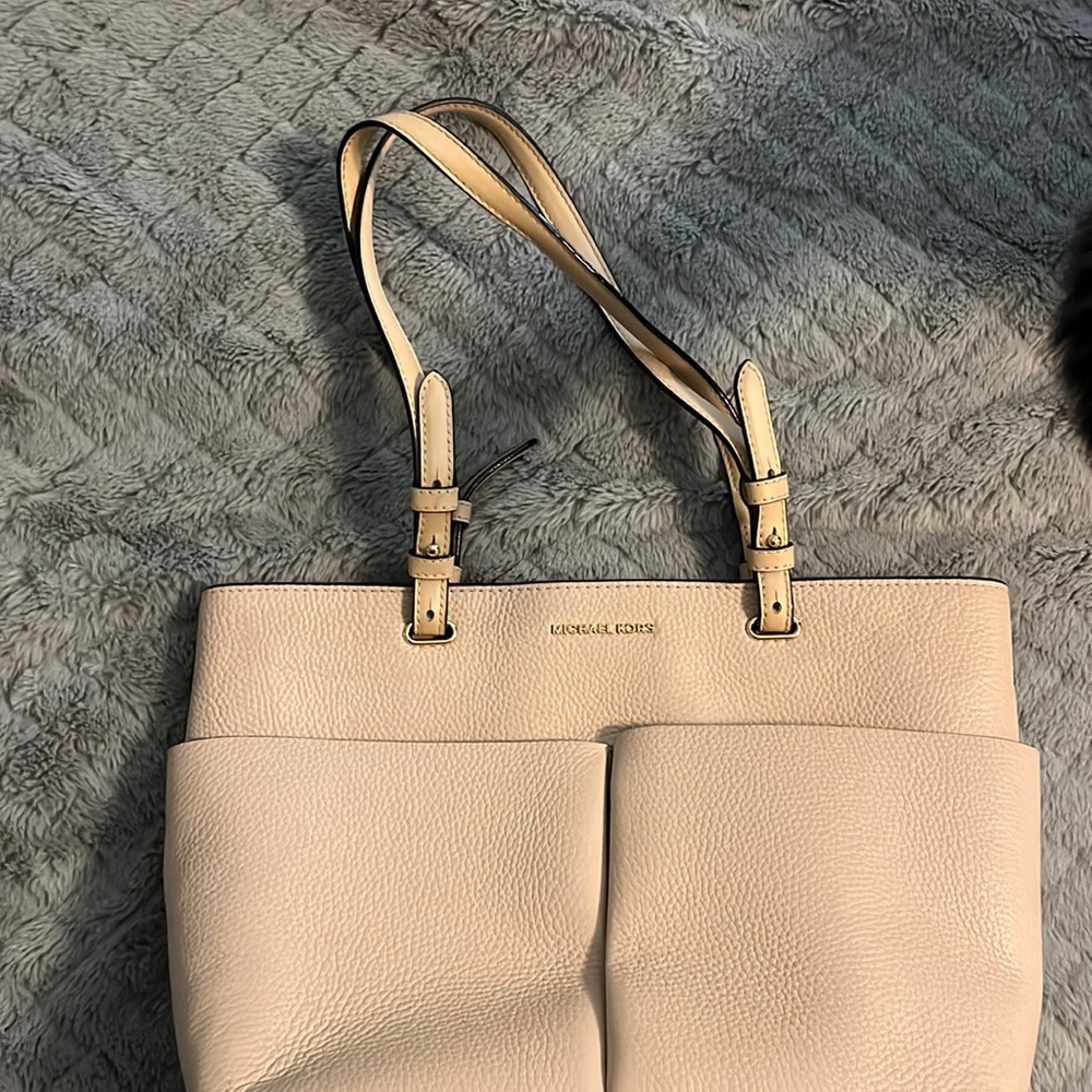 Beautiful pale pink pebble Michael Kors bag.